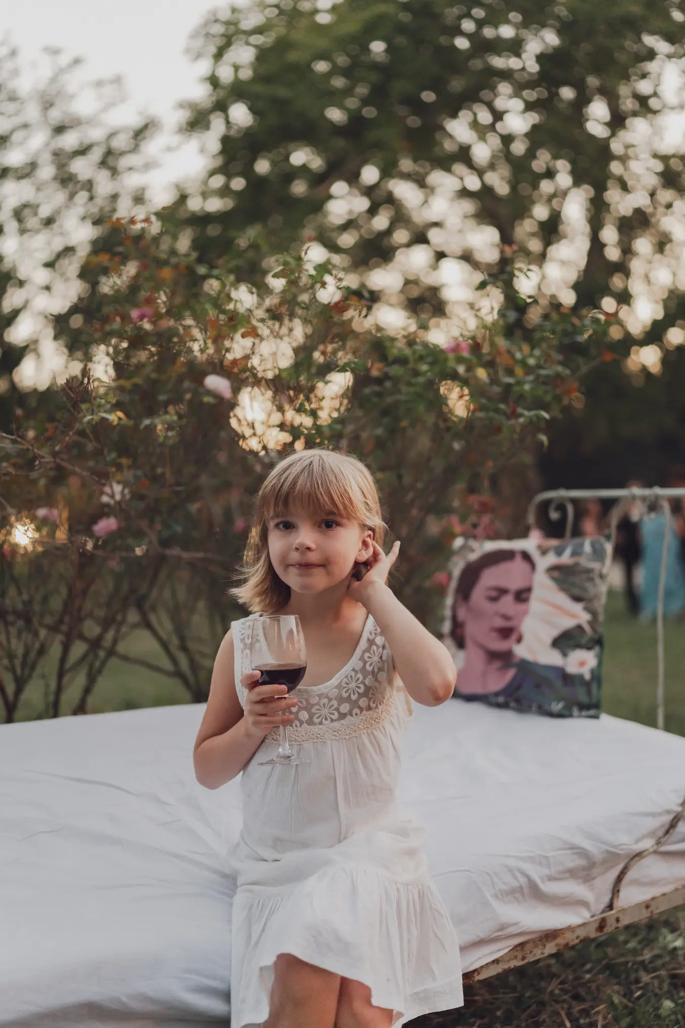 photo enfant pendant le vin dhonneur