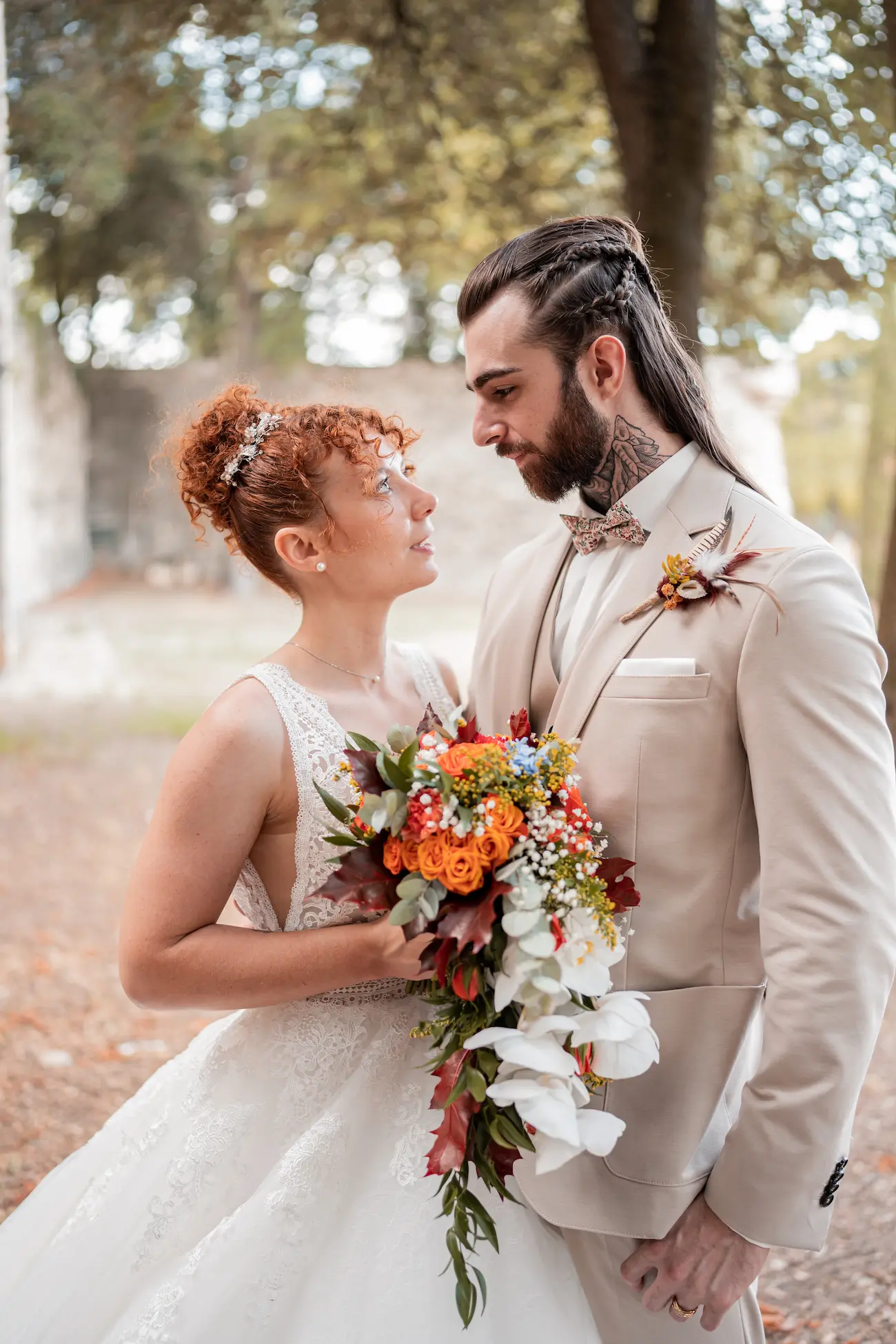 photo de couple de mariés au chateau de montélimar